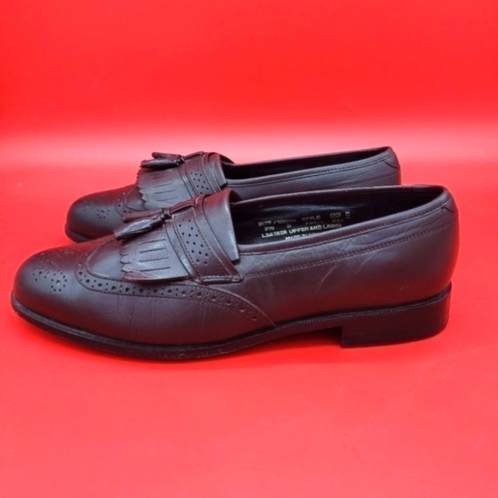 Oakton Shoe Men's 9.5 Classics Full Brogue Loafer Tassels Brown